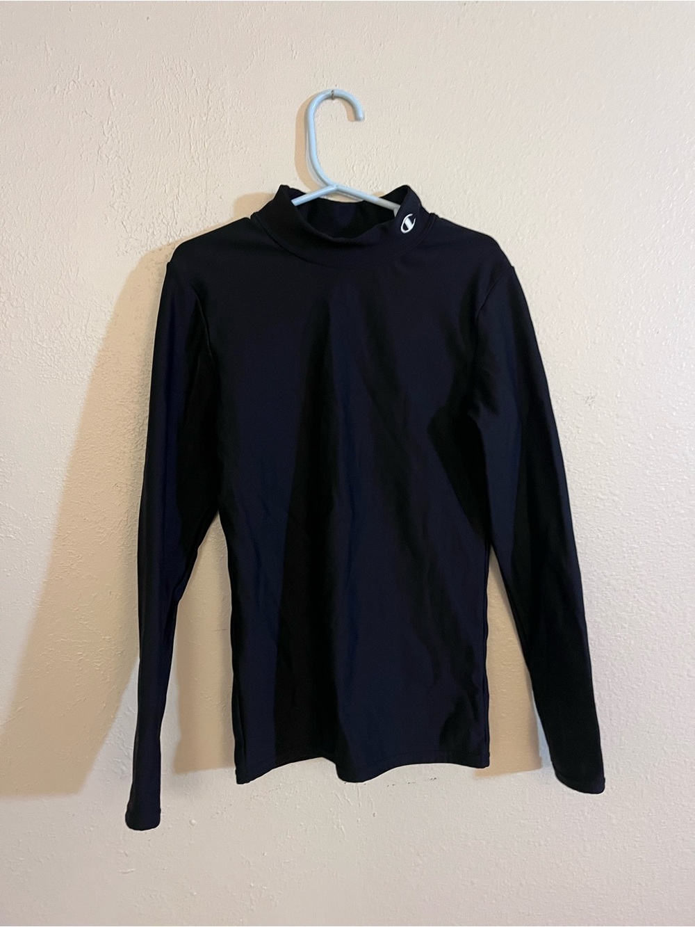 Youth Size 7-8 Black Turtleneck Athletic Top